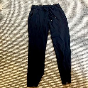 Lululemon Stretch High-Rise Jogger
